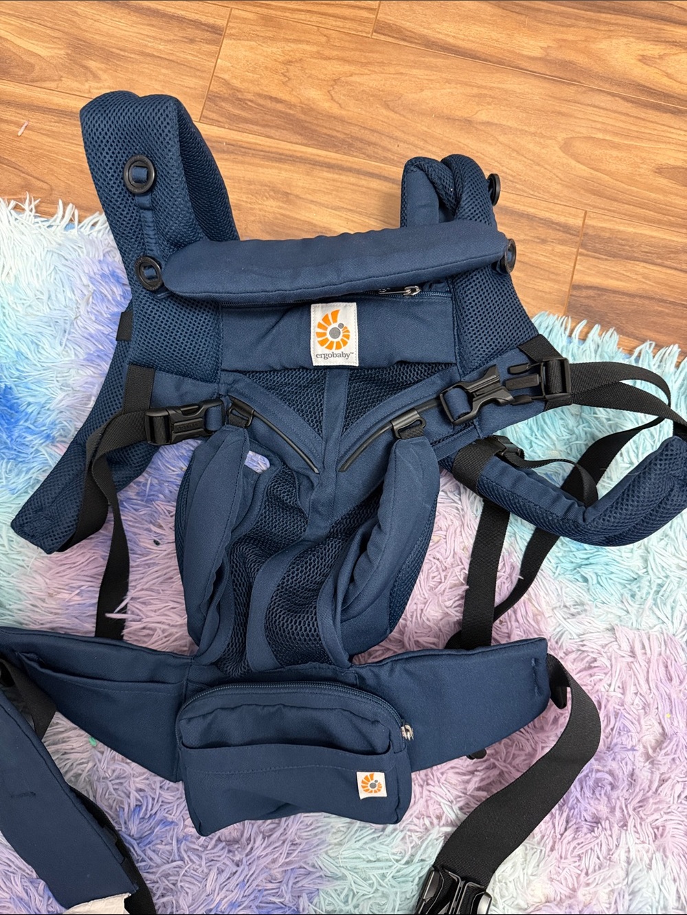 Ergobaby Navy Blue Mesh with Waist Pouch